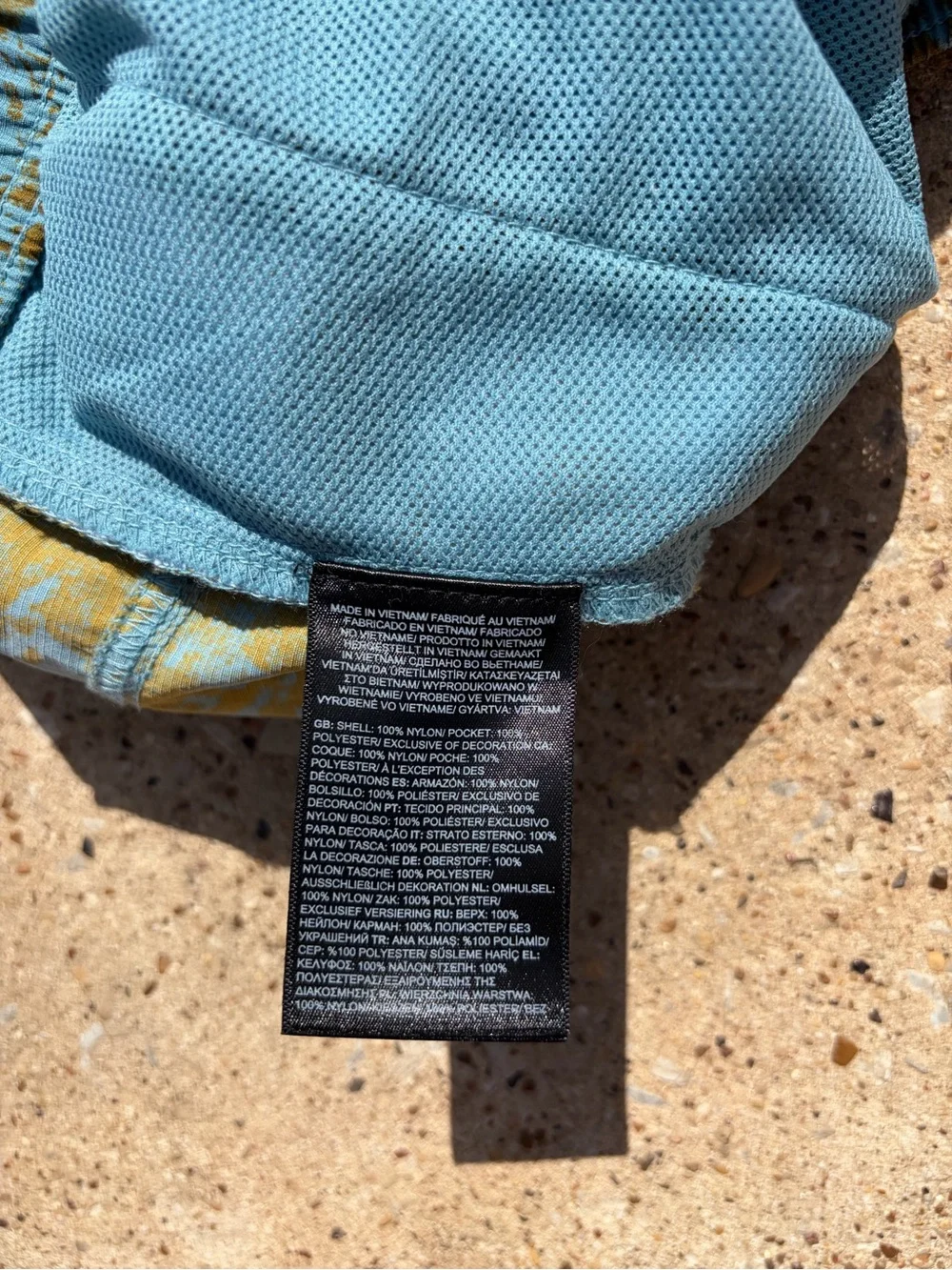 The North Face Men’s L Nylon Shorts Graphic Blue Gold Drawstring